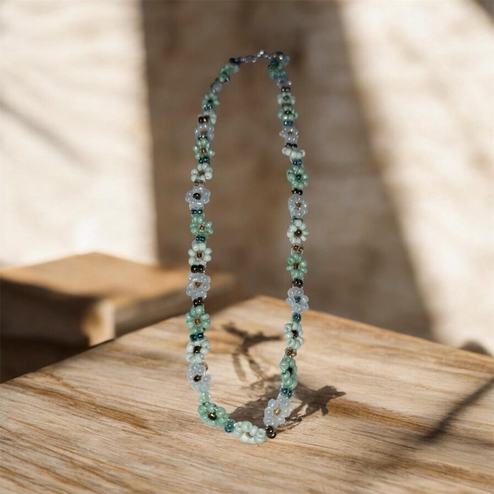 Elegant Green Beaded Necklace